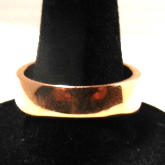 Womens LETTER "C"  PINKY RING Copper/Rose Gold - Picture 7 of 7